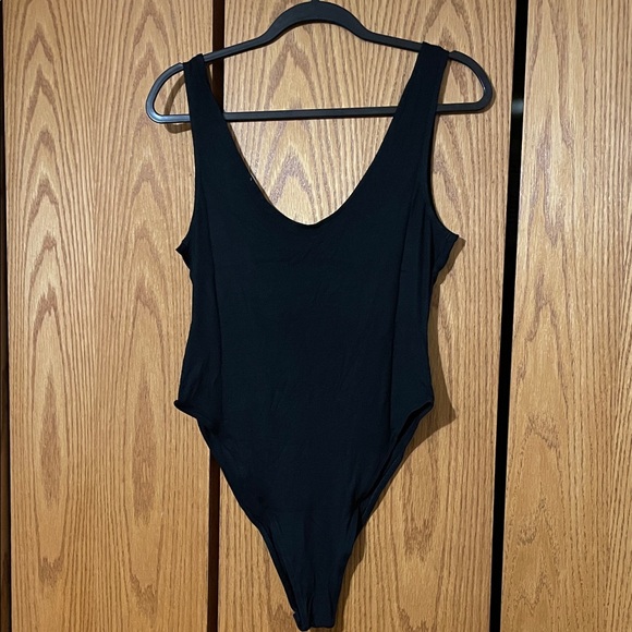 NWT Black Bodysuit - Picture 6 of 7